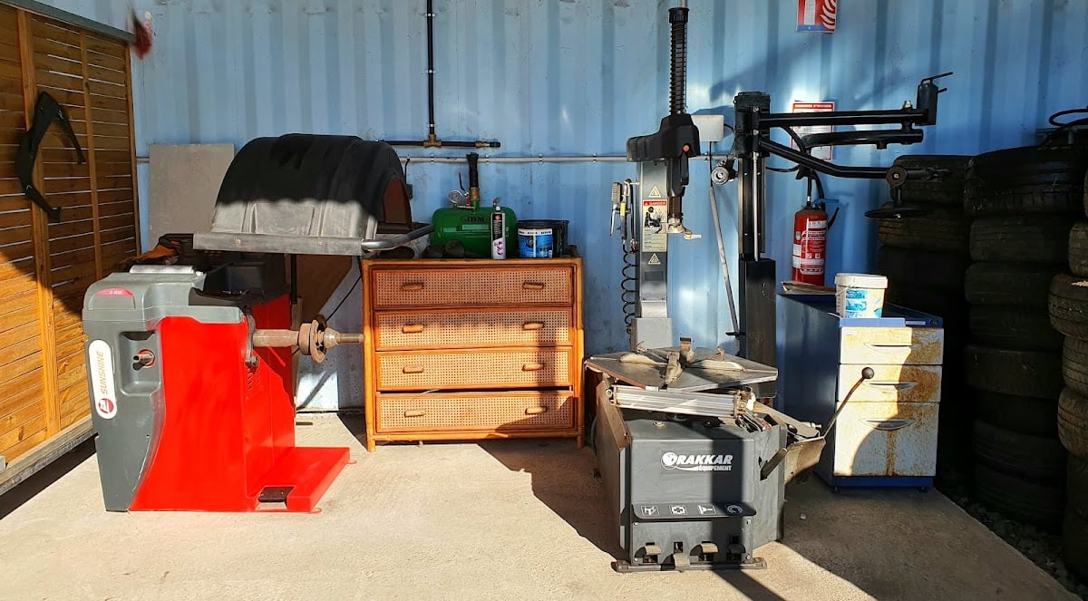 Garage Meca-Run — photo 1